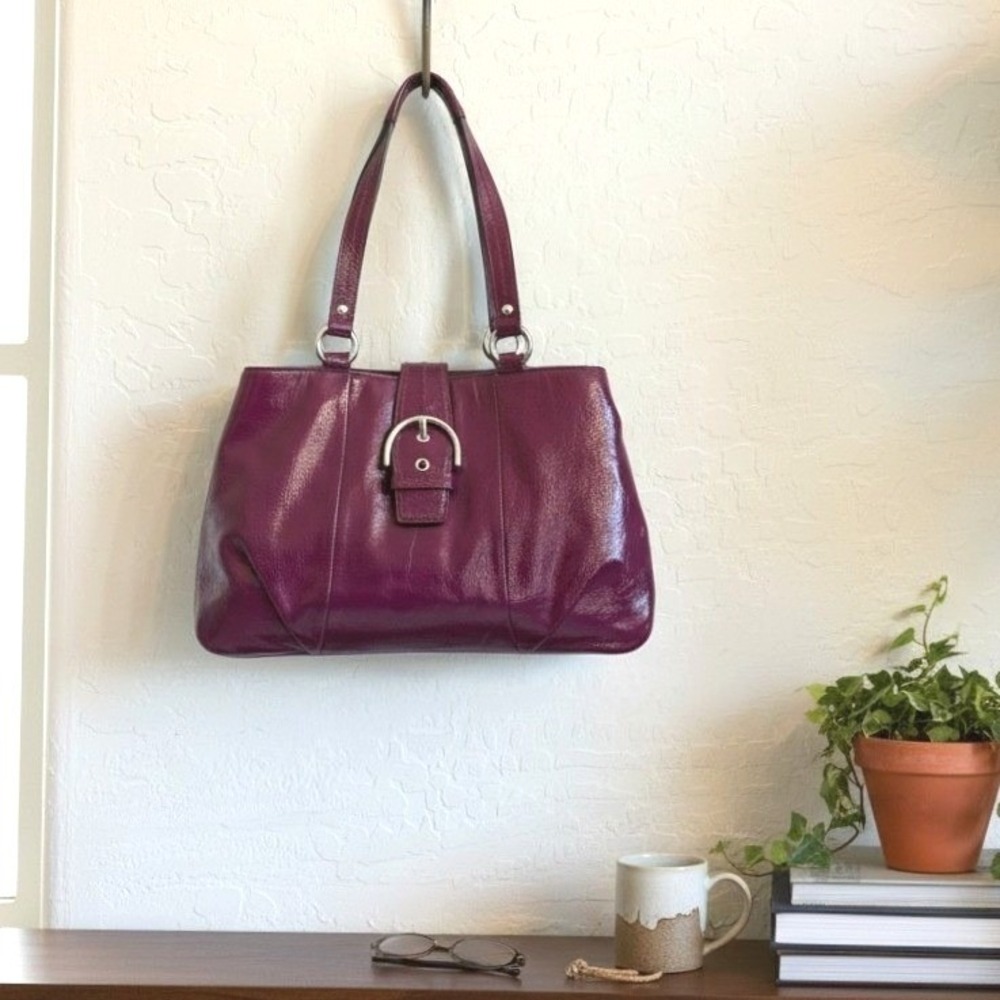 Coach Soho‎ Buckle Tote Magenta Purple Patent Leather Shoulder Bag F19711